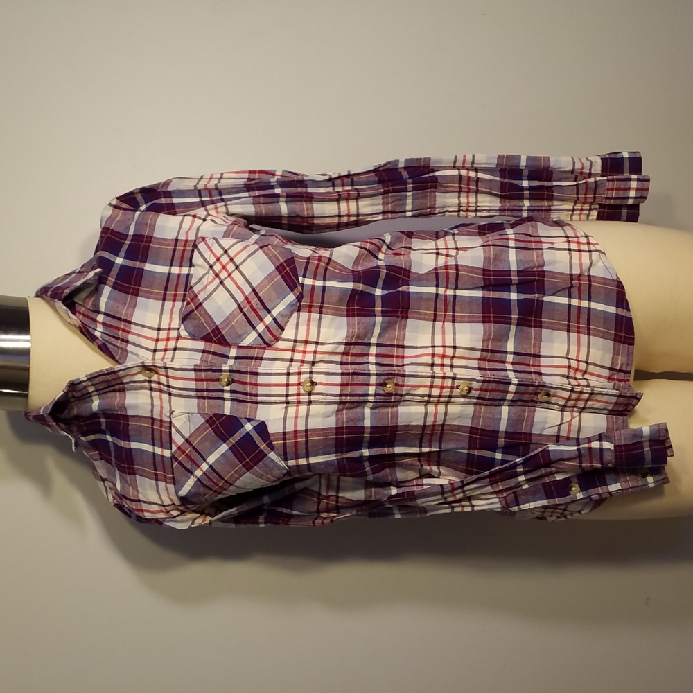 3/$25 SHIRT SO Plaid S Long sleeve Button Down Front Pocket